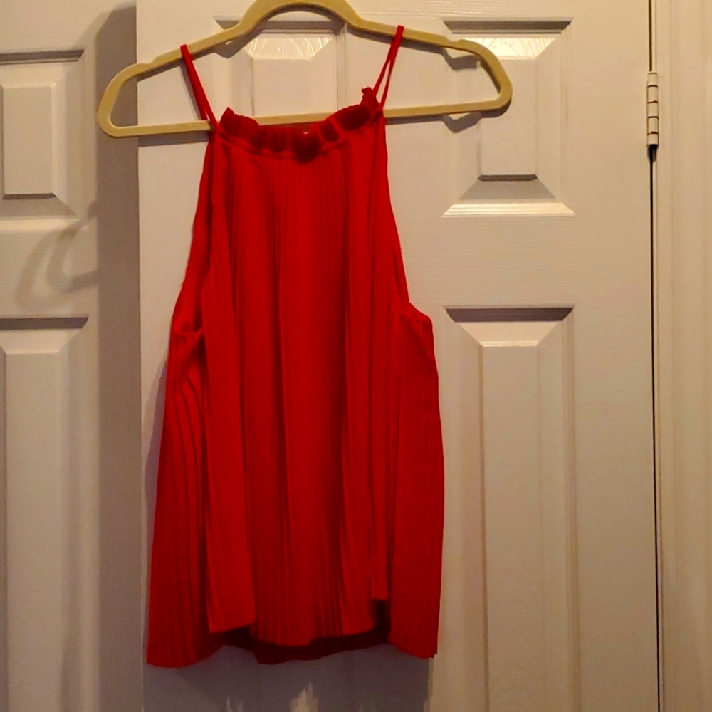 NWOT RW&CO RED HALTER TOP